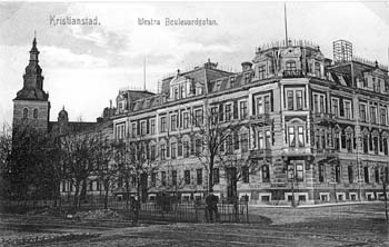 Västra Boulevarden 13-Nya Boulevarden, Kristianstad, senast omkr 1915.