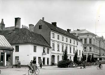 Östra Vallgatan 2 - Nya Boulevarden 10, Kristianstad. 1954.