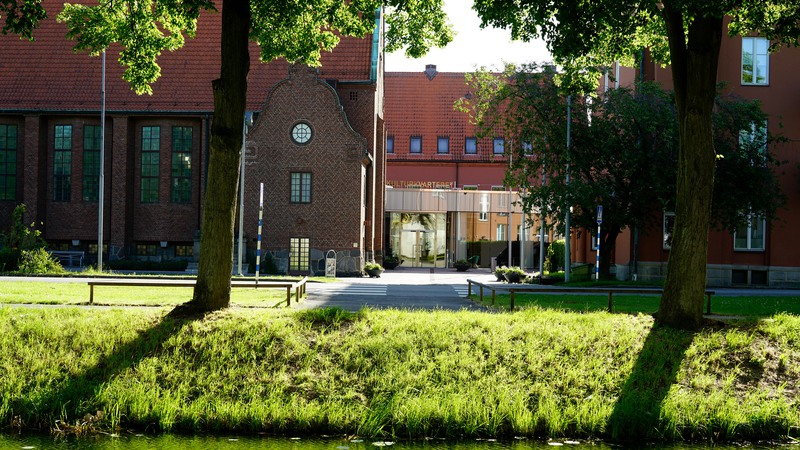 Kulturkvarteret Kristianstad, entré mot kanalen.