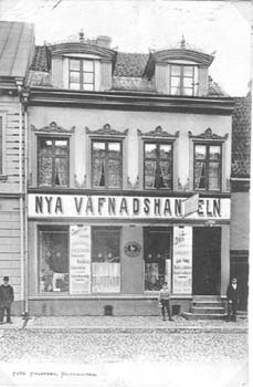 Allön 15 (tid. 11). Västra Storgatan 36, ev. början 1900-talet. (RM)
