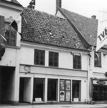 Allön 15 (tid. 10). Västra Storgatan 34, 1960 el. 1961. (RM)