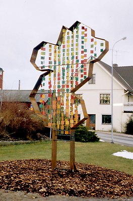 Konstverket Millenniumträdet av  Jacques Montel